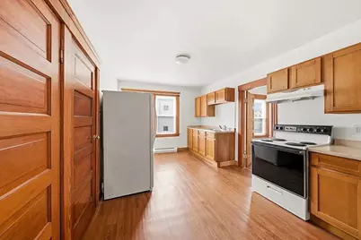 31 Whitcomb St #2, Webster, MA 01570 - Photo 2