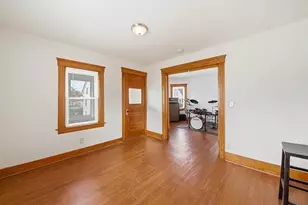 31 Whitcomb St, Webster, MA 01570 - Photo 4