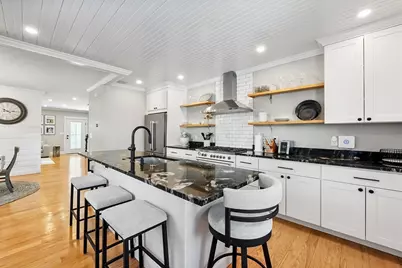 814 Main St #814, Winchester, MA 01890 - Photo 1