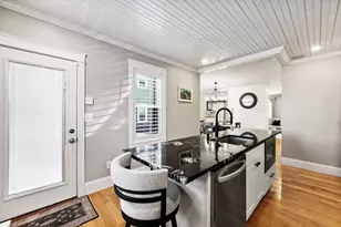 814 Main St, Winchester, MA 01890 - Photo 16