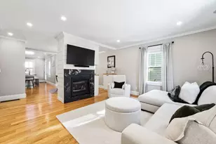 814 Main St, Winchester, MA 01890 - Photo 2