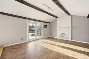 346 S, Foxboro, MA 02035 - Photo 4