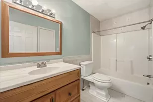 346 S, Foxboro, MA 02035 - Photo 10