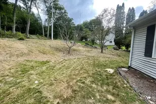 352 Reed St, Warren, MA 01083 - Photo 4