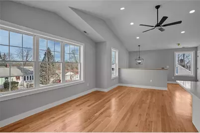 85 Colonial, Cumberland, RI 02864 - Photo 8