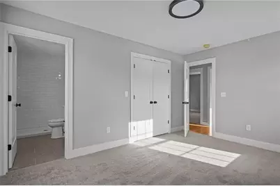 85 Colonial, Cumberland, RI 02864 - Photo 14