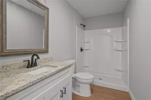 85 Colonial, Cumberland, RI 02864 - Photo 10