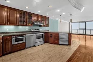 330 Beacon St, Boston, MA 02116 - Photo 1