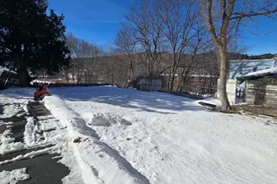 29 Beech St, Fitchburg, MA 01421 - Photo 24