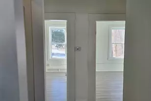 29 Beech St, Fitchburg, MA 01421 - Photo 8
