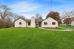 195 Barney, Rehoboth, MA 02769 - Photo 2