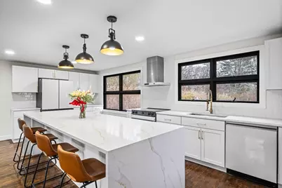 195 Barney, Rehoboth, MA 02769 - Photo 12