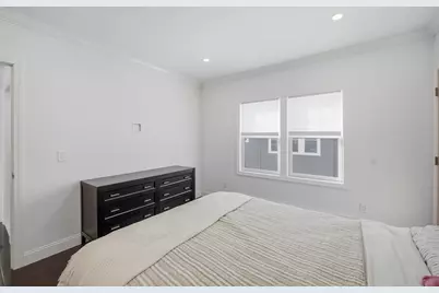 34 Wilson Ave #2nd Fl, Westfield, MA 01085 - Photo 12