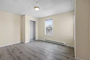 19 Alfred St, Everett, MA 02149 - Photo 8