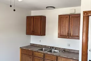 427 Orange, Springfield, MA 01108 - Photo 8