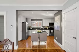 42 Pentucket Ave, Lowell, MA 01852 - Photo 14