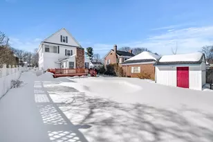 42 Pentucket Ave, Lowell, MA 01852 - Photo 38