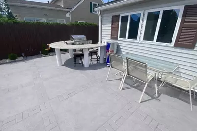 37 Chesterfield Ave, Springfield, MA 01118 - Photo 30