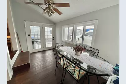 37 Chesterfield Ave, Springfield, MA 01118 - Photo 10