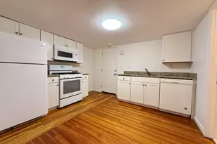 115 South St, Plainville, MA 02762 - Photo 4