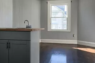 367 Winter St, Fall River, MA 02720 - Photo 2
