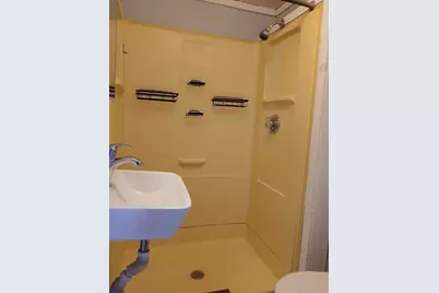 367 Winter St #6, Fall River, MA 02720 - Photo 4