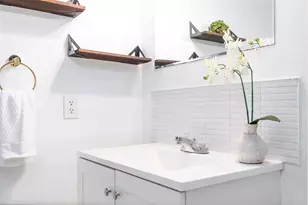 111 Foster, Peabody, MA 01960 - Photo 30