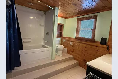 81 Thayer St, Millville, MA 01529 - Photo 20