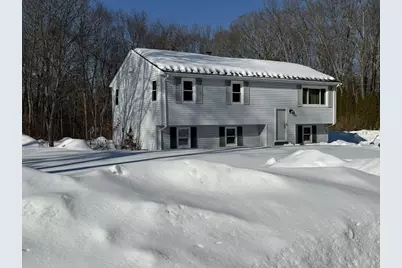 81 Thayer St, Millville, MA 01529 - Photo 2