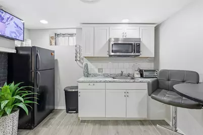 23 Lawrence Ave, Boston, MA 02121 - Photo 14