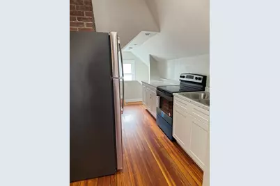 22 Clark Street #3, Holyoke, MA 01040 - Photo 2