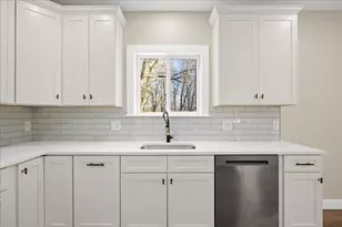 270 Brattle St, Holden, MA 01520 - Photo 4