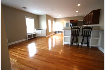 53 E Central St #3, Worcester, MA 01605 - Photo 6