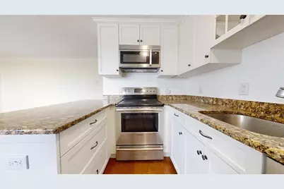 125 Trapelo #23, Belmont, MA 02478 - Photo 4
