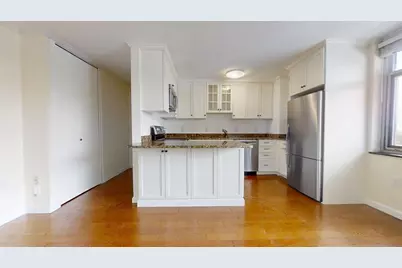 125 Trapelo #23, Belmont, MA 02478 - Photo 2