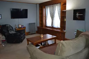 92 Norman St, West Springfield, MA 01089 - Photo 8