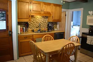 92 Norman St, West Springfield, MA 01089 - Photo 12