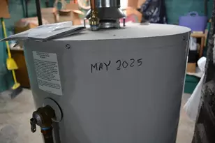 92 Norman St, West Springfield, MA 01089 - Photo 32