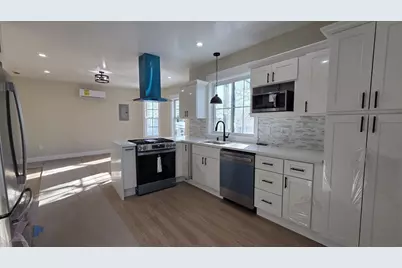 62 Wolcott #2, Malden, MA 02148 - Photo 2