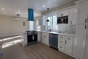 62 Wolcott, Malden, MA 02148 - Photo 2