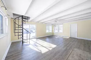 7 West St, Melrose, MA 02176 - Photo 12