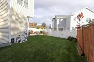 105-107 North St, Newton, MA 02460 - Photo 28