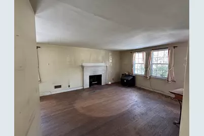 58 Washington St, Stoneham, MA 02180 - Photo 8