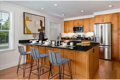 13 Independence Dr #13, Brookline, MA 02467 - Photo 4