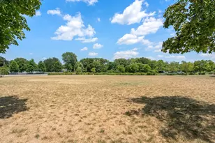 7 Cross St, Wilmington, MA 01887 - Photo 20