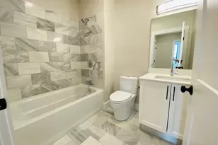 305 Webster Ave, Cambridge, MA 02141 - Photo 10