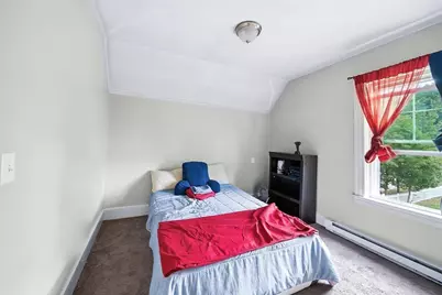 27 Clifton St, Fitchburg, MA 01420 - Photo 8