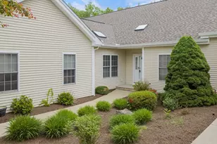 47 Orchard Meadow Dr, Shrewsbury, MA 01545 - Photo 2