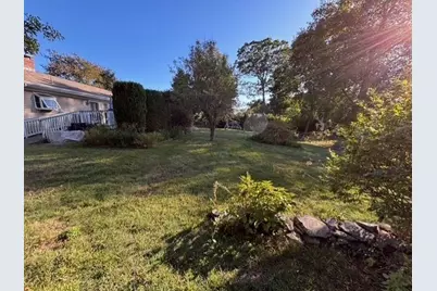 131 Chateau Drive, Somerset, MA 02726 - Photo 14