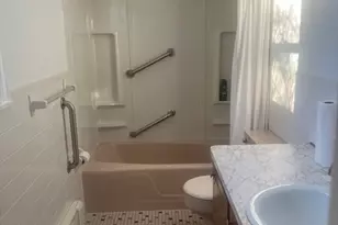 131 Chateau Dr, Somerset, MA 02726 - Photo 10